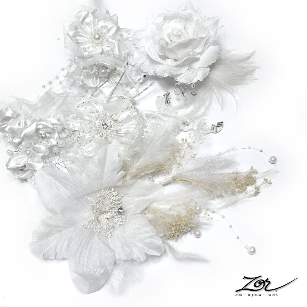 Accessoire cheveux pour mariée, création Zor Paris Sentier. Sur mesure: couronne strass cristal, peigne fleur, coiffe nacre nuptiale, Folie Douce