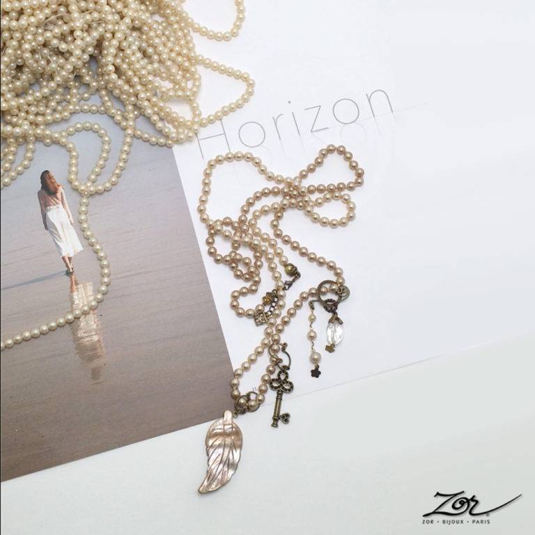 Sautoir de perle, nacre et cristal de roche. Création unique, une vidéo poétique imagination précieuse, le processus de création. Zor Bijoux Paris