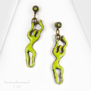 Boucle d'oreille Moderne vert anis. Silhouette de danseuse ou Modulor de Le Corbusier. Création de bijou contemporain pour femme. Zor Paris
