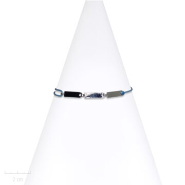 Bracelet Homme à cordon réglable bleu clair. Bijou moderne et masculin, plaque argent, Zor creation Paris
