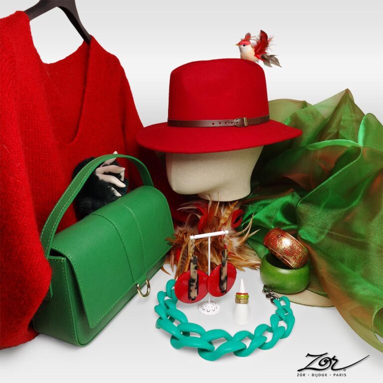 Noël & créationt: bijoux, chapeau, étole, gant, des idées de cadeaux pour homme, femme, fait en France. Zor Paris centre