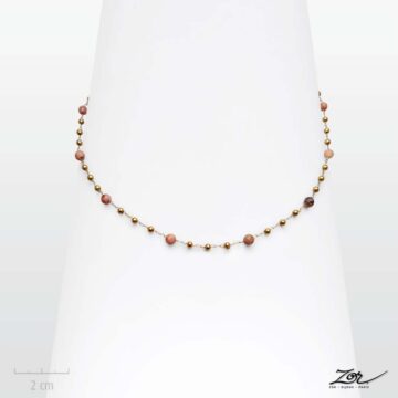 Collier romantique, bijou doré simple. Petit tour de cou précieux. Pierre fine, rhodonite rose nude et perle or. Zor Créations Paris 3